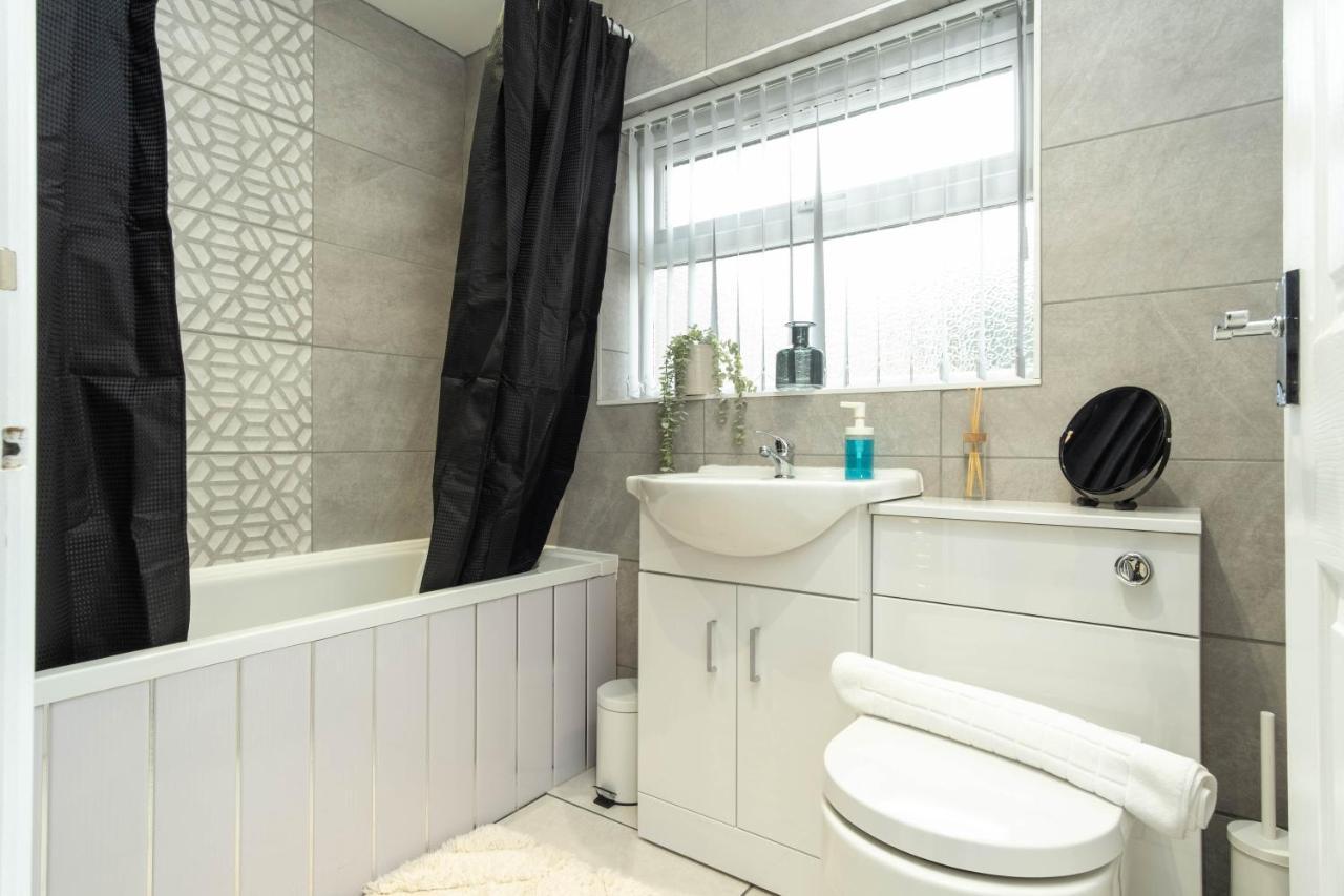 Eden House Villa Coventry Dış mekan fotoğraf